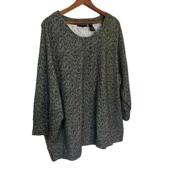 Preswick & Moore Scoop Neck Stretch Shirt - Picture 2 of 7